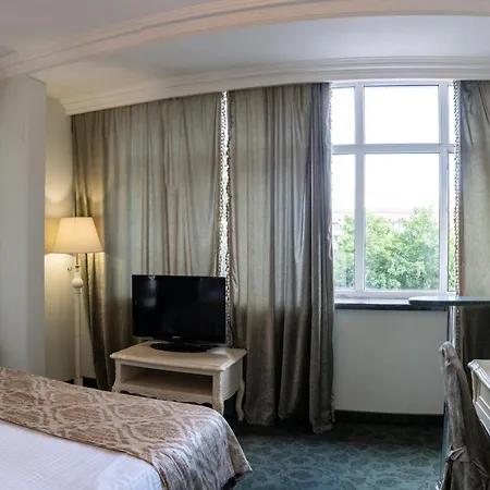 Royal 4* Kijev