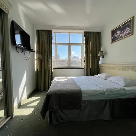 Royal 4* Kijev