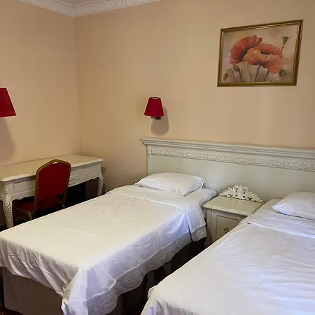 Royal Hotel 4*